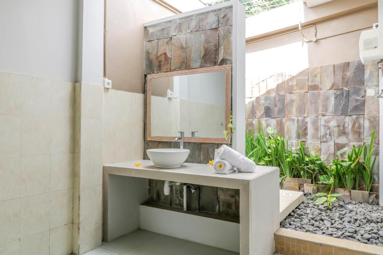 Oyo 1757 Villa Dende Đảo Đảo Lombok Ngoại thất bức ảnh
