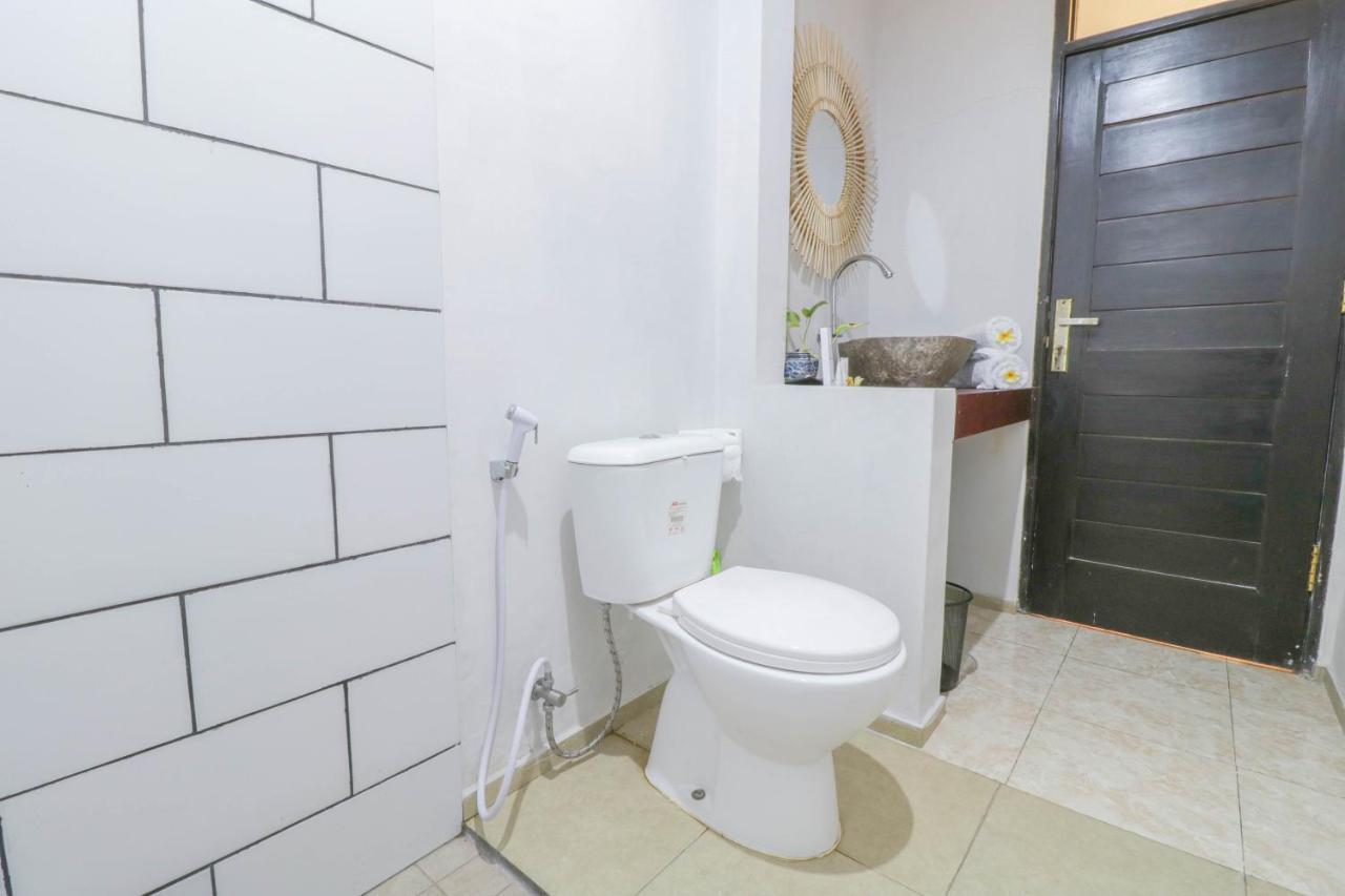 Oyo 1757 Villa Dende Đảo Đảo Lombok Ngoại thất bức ảnh